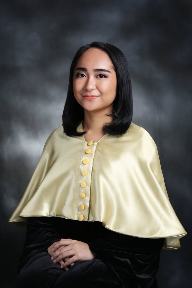 donqhaee's tweet photo. She an MD or something ✨ (siri, play Graduation by NCT Dream)

@NCTsmtown @pledis_17 THANK U FOR KEEPING ME SANE https://t.co/3IsTgiLvqR