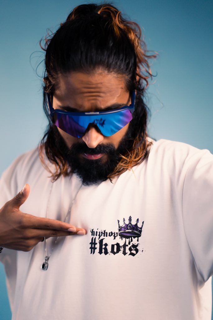 celioindia's tweet photo. No matter what they say the King of the Streets is here to rule the metaverse. 

Enter the Celioverse now and get your hands on the exclusive King of the Streets collection.
Link in bio.
#CelioDoItYourWay #KOTS https://t.co/LB0x7XhJRf
