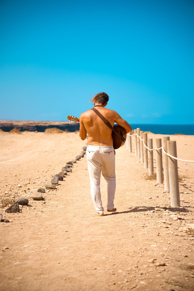 DominguezMusica's tweet photo. Amo la naturaleza, la energía y el sonido.

https://t.co/ns0WFGt7Em https://t.co/qm690n3XLr