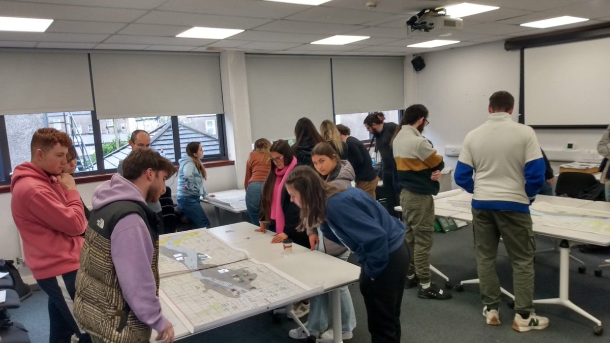 📣Interested in a career in planning? 
A few place remain on our  Master’s in Planning and Sustainable Development (MPlan) programme for this autumn. 🍂
Graduates of many degrees are eligible to apply. 
Learn more and read student testimonials ⬇️
ucc.ie/en/cke69/