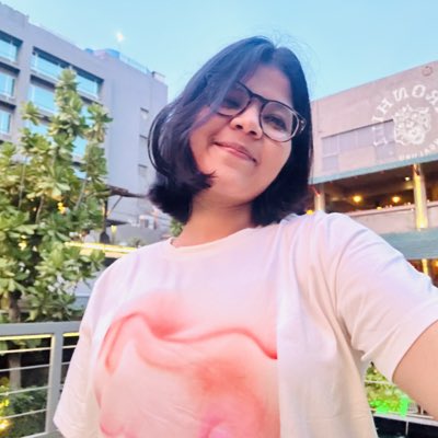 Saumya___8's tweet photo. #NewProfilePic https://t.co/2KFNiAvfhG