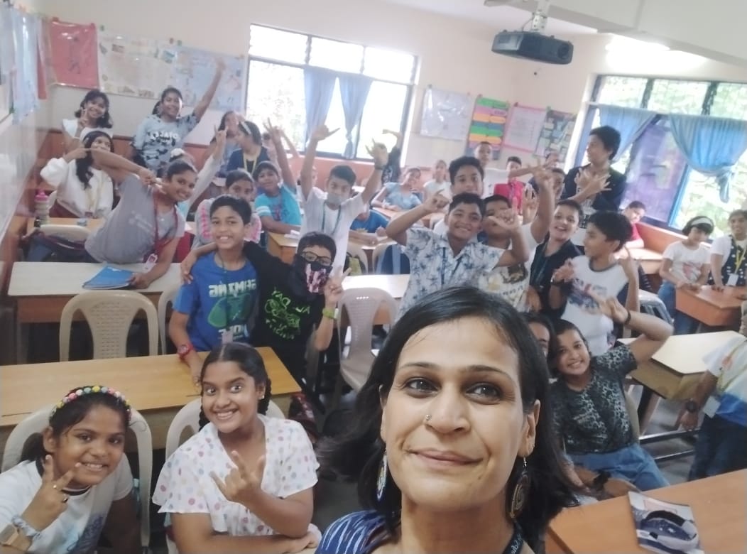 thekingschool's tweet photo. The King's School students had a WHALE of a time today!! It was Coloured Clothes Day and they wore clothes matching the colours of the largest mammal .... the magnificent whale ! In shade of grey, blue and black as well as brown & white.
#colouredclothes #WorldOceanDay #tksgoa https://t.co/GstXM4EL5Z