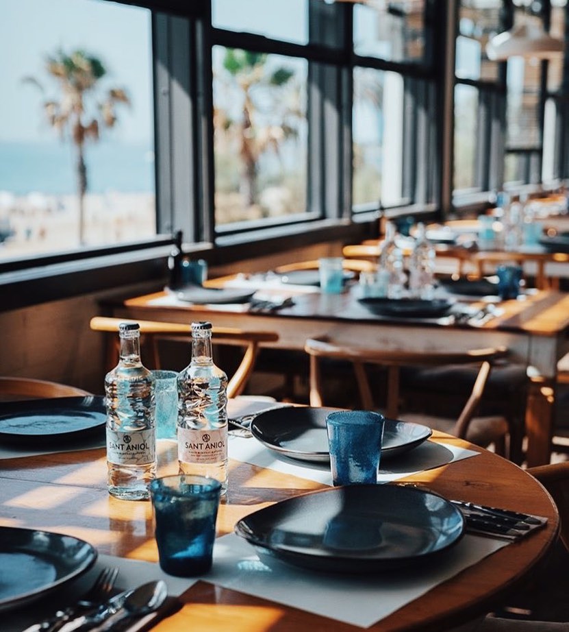 befooder's tweet photo. Barraca, ¡Arrocito y buenas vistas!
🏚️Barraca
🔎Pg. Marítim de la Barceloneta, 1, 08003 Barcelona
👉Mas ℹ️ y reservas en nuestra web|app https://t.co/QCNkTdltNc… o escríbenos por privado
#TotalFood #Befooder #restaurante #Arroz #Barceloneta #cokctail #Playa #apiédeplaya https://t.co/qOPMkfoyIy