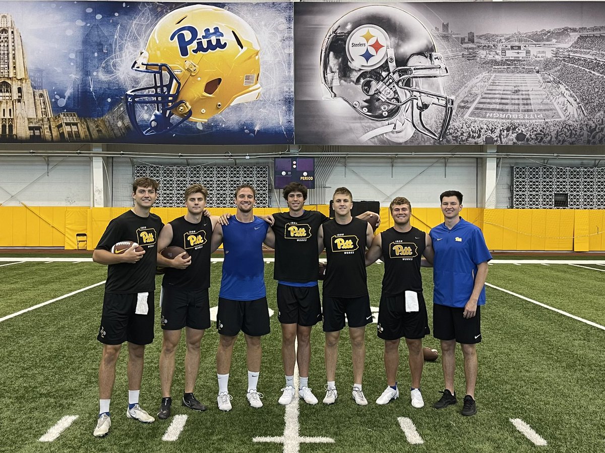 Pitt QB School, proud of the work and effort these guys are putting into their QB Training! <a href="/NateYarnell/">Nate Yarnell</a> <a href="/VeilleuxQB11/">Chr1st1an Vei11eux</a> <a href="/pjurkovec/">Phil Jurkovec</a> <a href="/tydieffenbach14/">Ty Dieffenbach</a> <a href="/David_Lynch16/">David Lynch</a> <a href="/jake_frantl/">Jake Frantl</a> <a href="/elikosanovich_/">Eli Kosanovich</a>  #H2P <a href="/Pitt_FB/">Pitt Football</a>
