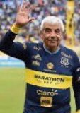 ccamposfutbol's tweet photo. 22 junio 1947 nace en Viña del Mar,Guillermo Antonio Martínez Fernández (+07-08-2020), mediocampista campeón con Everton 1976, club en el que jugó entre 1968-1980 y 1982. “Chicomito” es considerado uno de los máximos ídolos del club.En 1981 tuvo un fugaz paso por Stgo. Wanderers. https://t.co/Ivgk4aeprb