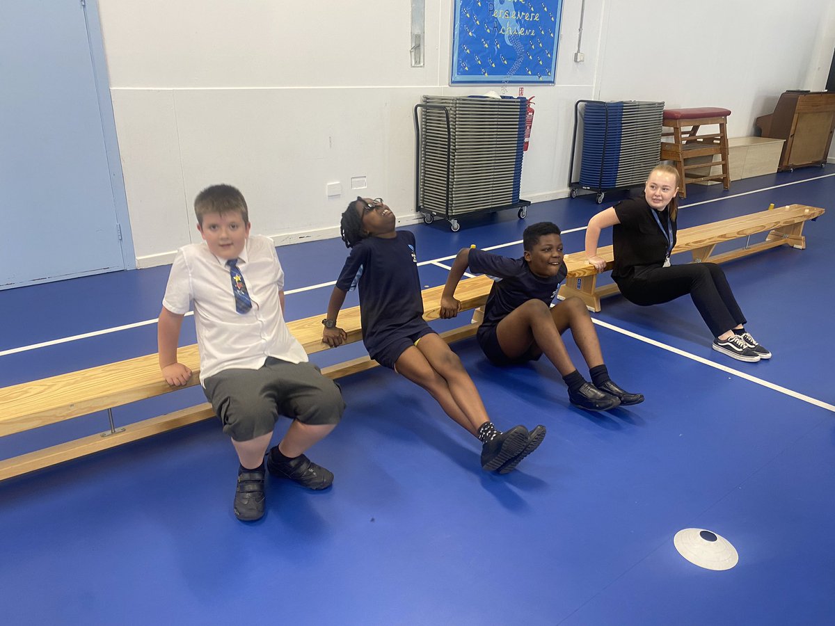 MissKLMarr's tweet photo. National sports week! Today we had a superb circuits work out with Mr Wingfield 💪🏻🏃🏻‍♀️🏃😅 one child said “It was hot, it was hard but it’s was great fun!” @bramley_park @Missjam2019 https://t.co/xZMskQ64P0