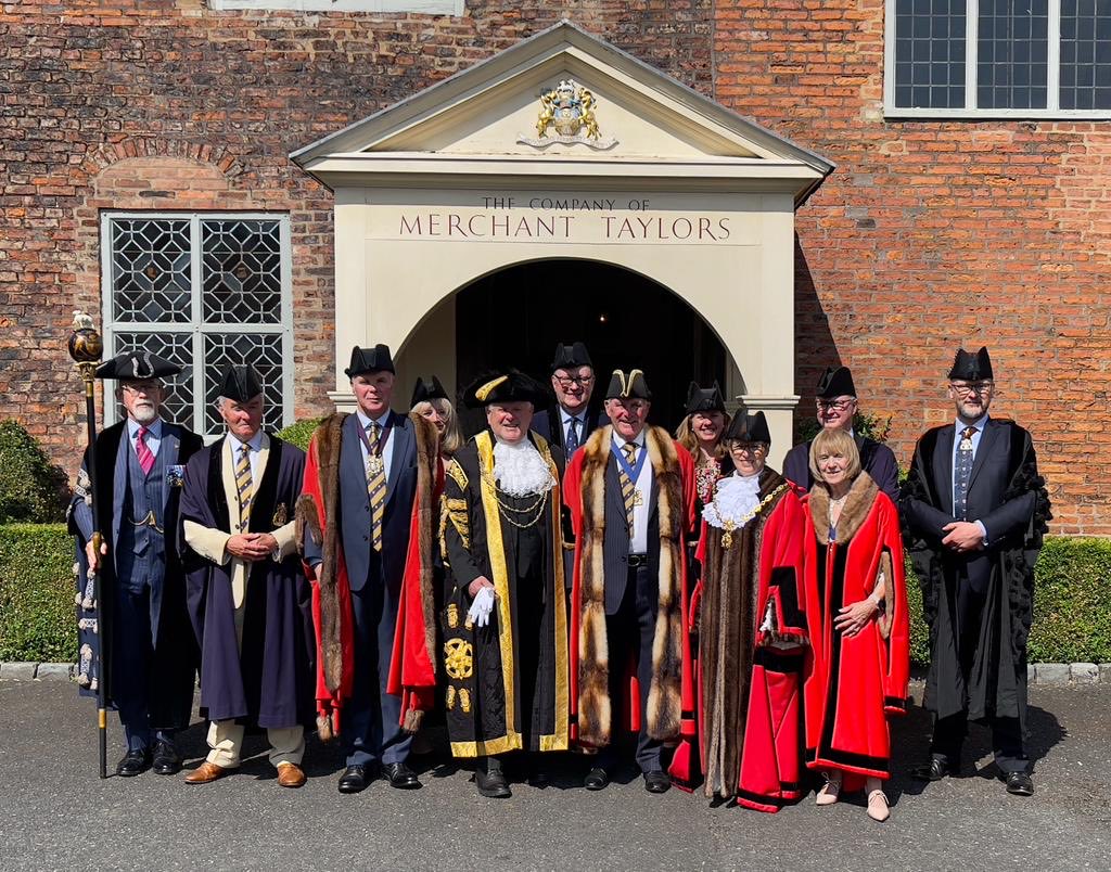 Lady Mayoress 23-24 tweet media