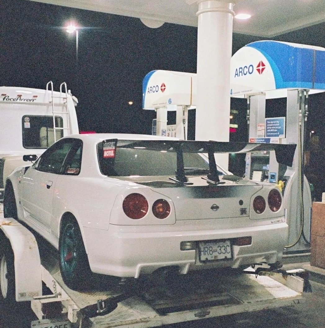 autoass's tweet photo. Nissan R34 Skyline GT-R https://t.co/NyswiNPoER