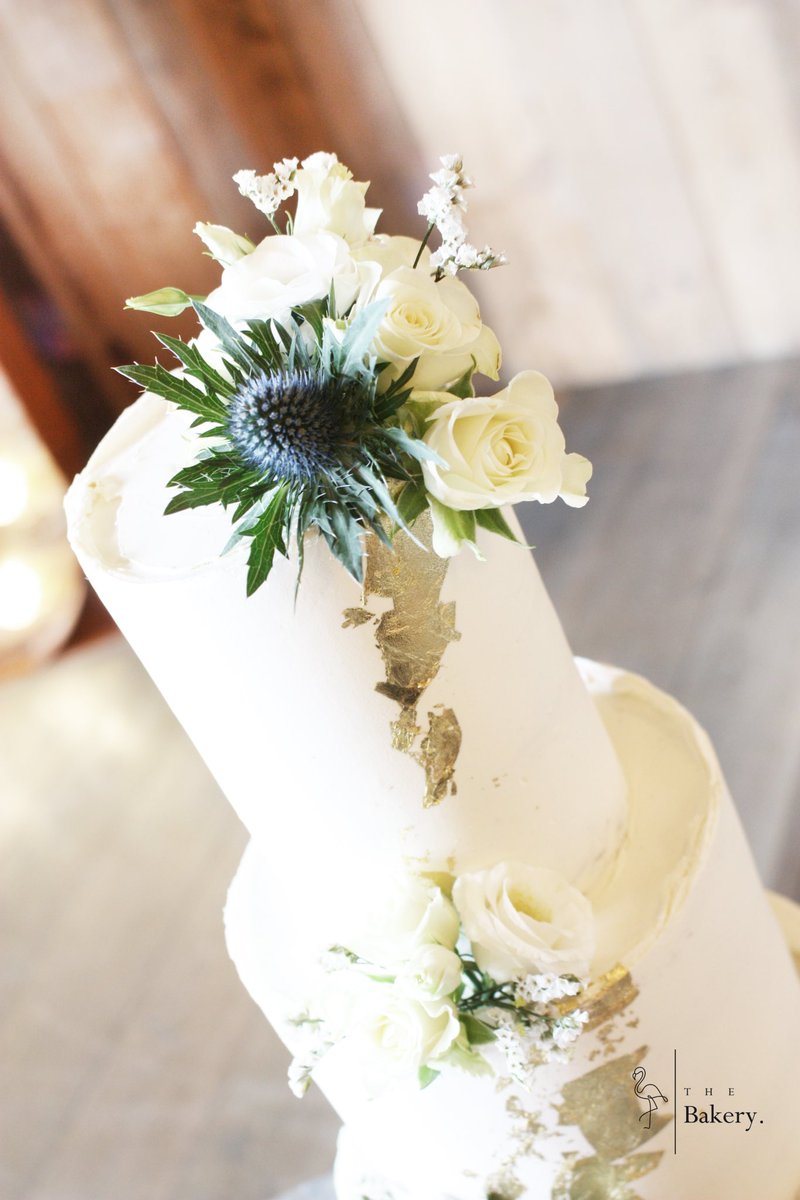 • E &amp; J • A little belated
Congratulations to Emma &amp; James who got married at <a href="/WharfedaleG/">Wharfedale Grange</a> on 1st June! I love the rustic touches of gold leaf on their #weddingcake that really sparkle at a venue like #WharfedaleGrange

Flowers supplied by Floristry at Wharfedale Grange