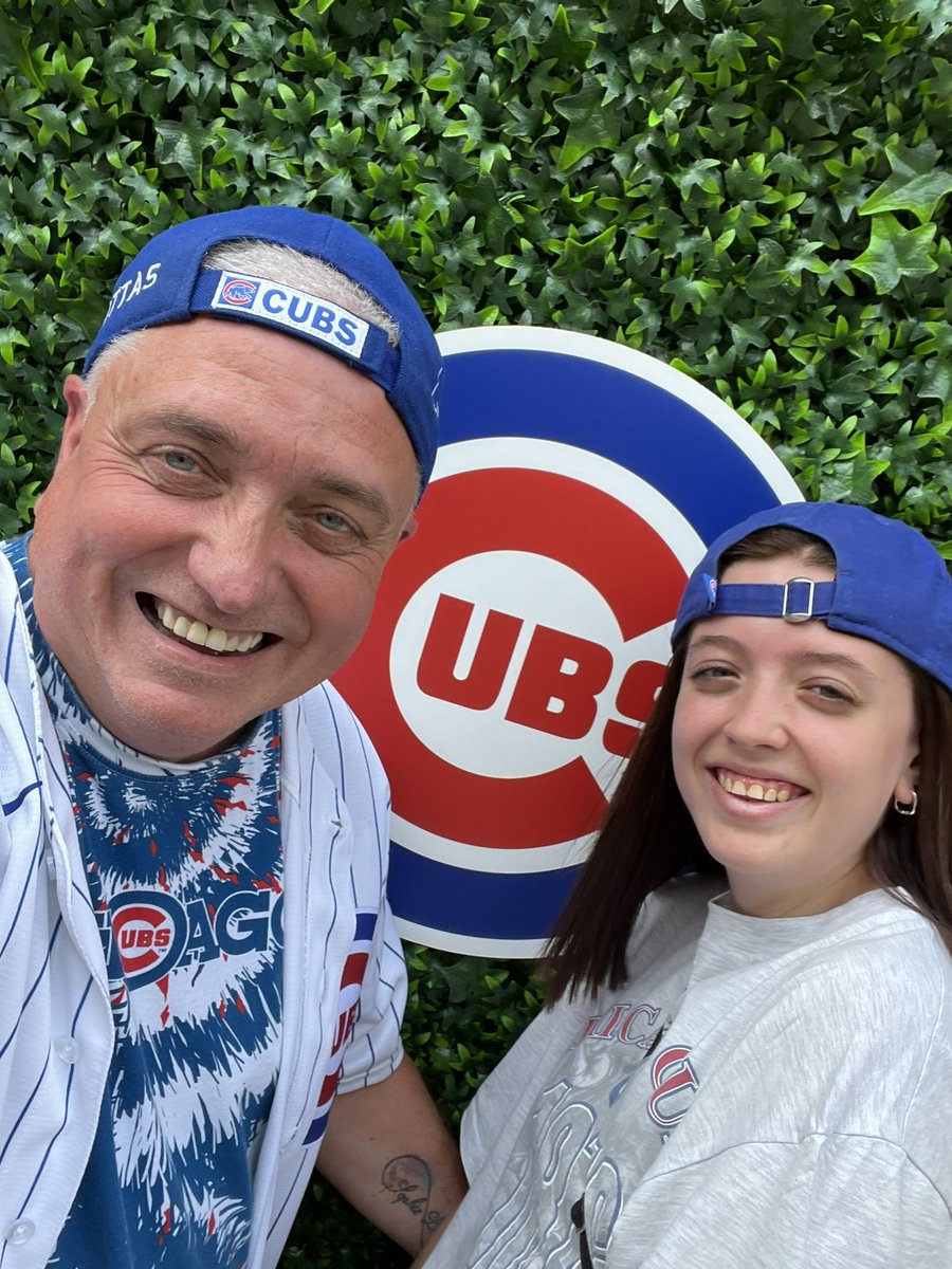 HilchyBoy's tweet photo. Cheers everyone … come &amp; say Hi to a UK Cubbie … we’re in the @Cubs pub 🍻 @ChicagoCubsUK @MLBEurope #seeyathere 🇬🇧⚾️🇺🇸 https://t.co/s451ZSOrED
