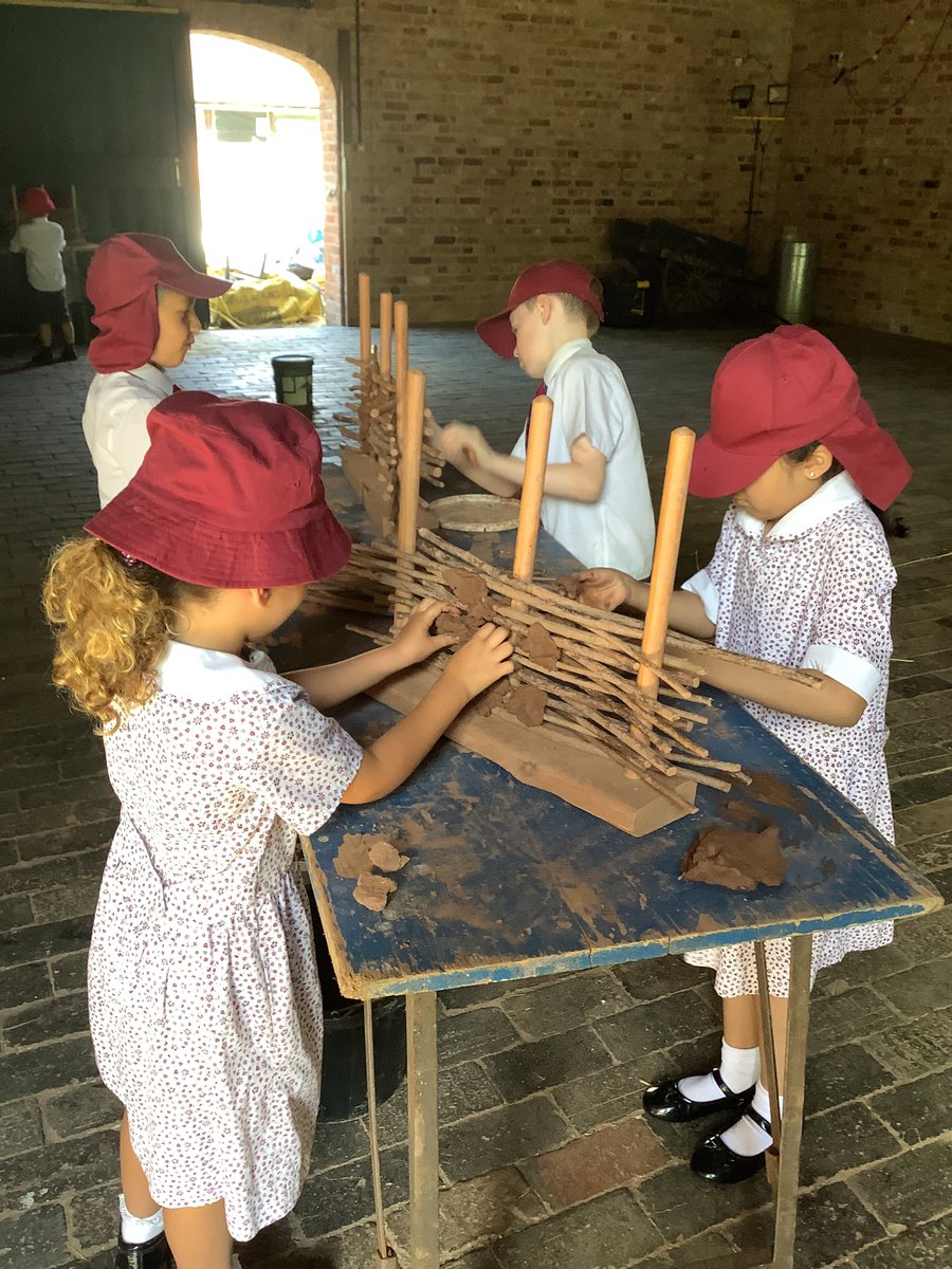 eversfield647's tweet photo. Home to over 30 historic buildings and structures @AvoncroftMuseum  was the perfect destination for Form 1 to learn more about the development of houses and homes over the centuries.🛖🏠  #wattle #daub #brickmaking #people #places #construction https://t.co/XkTo7gbsd7