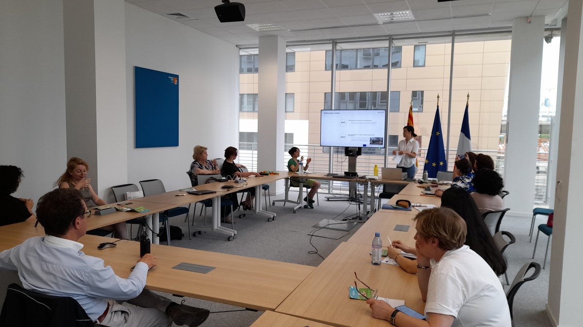 _AViTeM's tweet photo. Aujourd'hui, l'@_AViTeM  recevait une délégation géorgienne sur les questions santé, changement climatique et urbanisme. L'opportunité de présenter le projet @RecetasProject  qui vise à évaluer l'impact de la nature et de la prescription sociale sur la santé mentale des citadins! https://t.co/ikbmdMUqgL