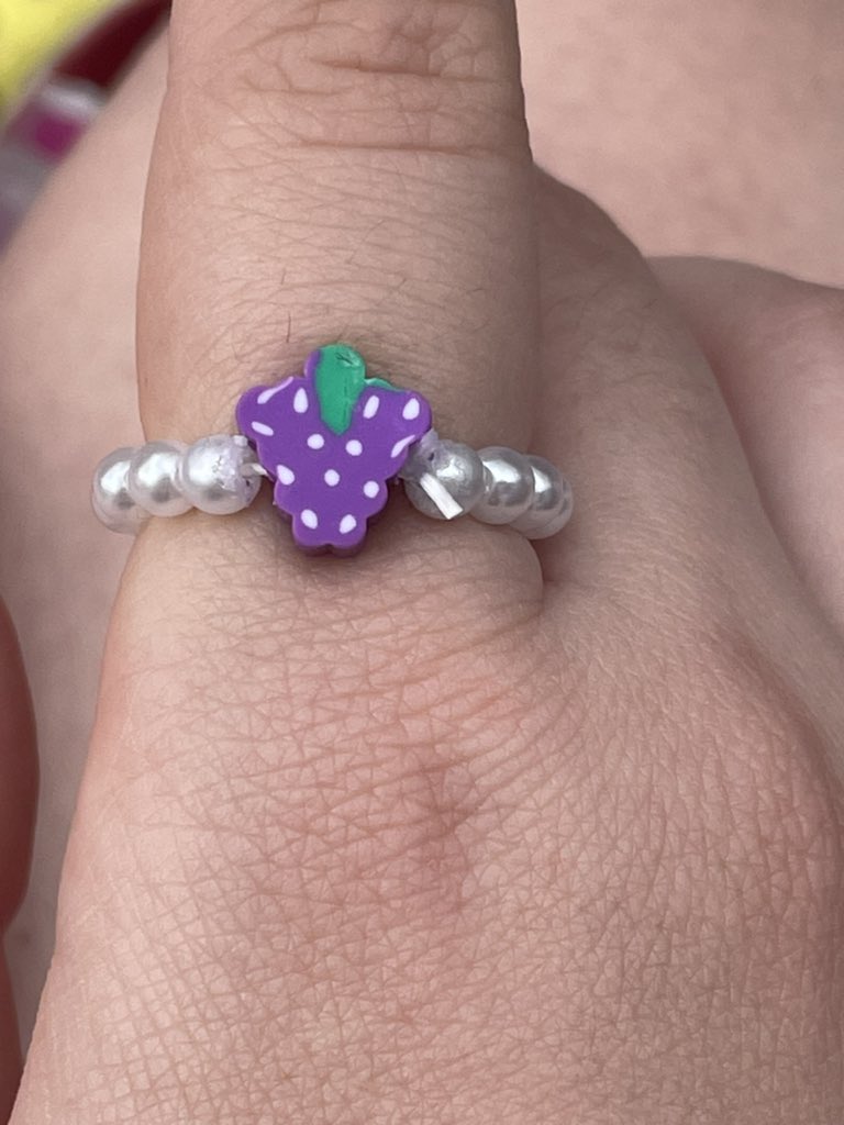 IZZY on Twitter "Grapes by James Marriott😯"