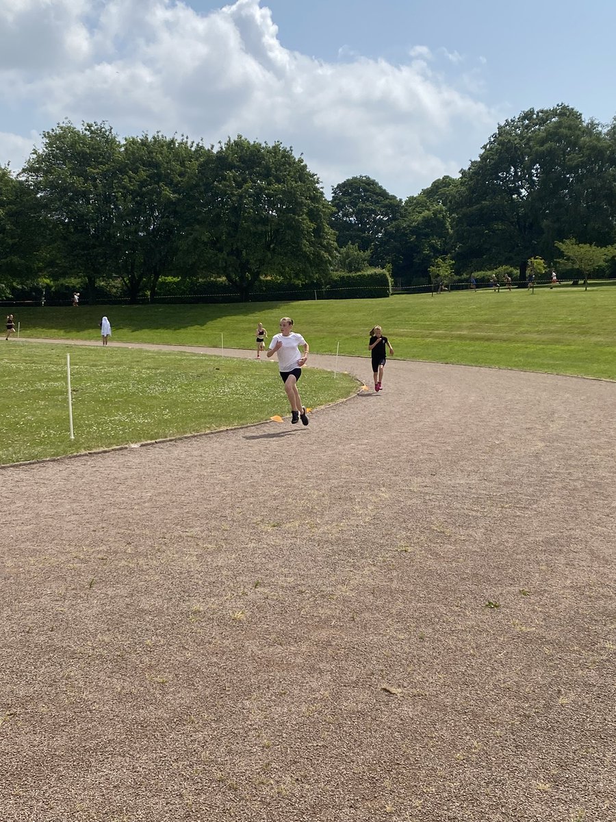 What an amazing morning at Keele university for the country cross country finals! So proud of all our runners and some impressive places had!