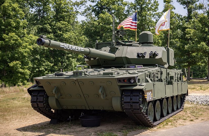 about 42 tons weight.  #M10Booker is an armored fighting vehicle under development by @GD_LandSystems based on the GDLS Griffin II light #tank

The vehicle is called a light tank by some sources, @USArmy Army officials consider this incorrect. It is to weigh about 42 tons as…