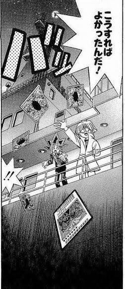 パジャマのズボン履かないで布団入ったら涼しすぎてコレになってる 