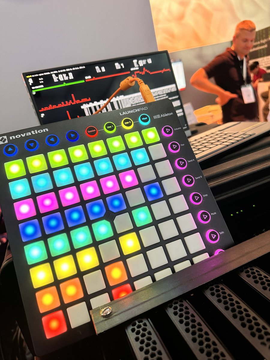 Good News! Der erste Konferenztag der #CloudLand2023 (21.06.) ist komplett on demand verfügbar 🤩

Besitzer eines regulären Tickets können sich die Aufzeichnungen sofort anschauen, Interessierte erwerben das On-demand-Ticket ➡️ shop.doag.org/shop/prd.547.c…