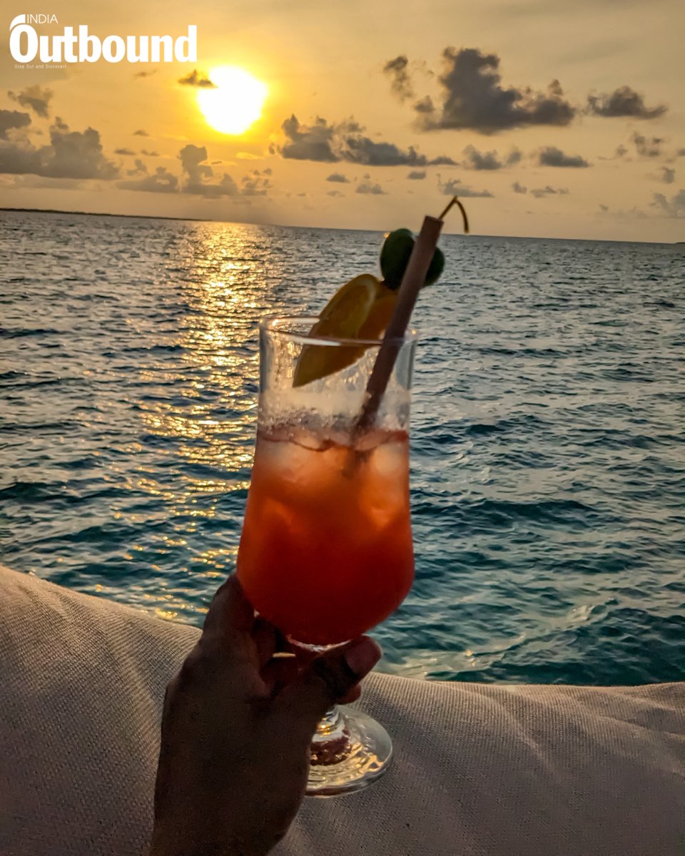 Toasting Maldives in all its hues. Coconut, coffee, cocktail or Champagne.

It's for you to choose.

@visitmaldives 

📸 @_varshasingh_

#visitmaldives #vmstc2023 #storytellersconference #maldives #IndiaOutbound #IO