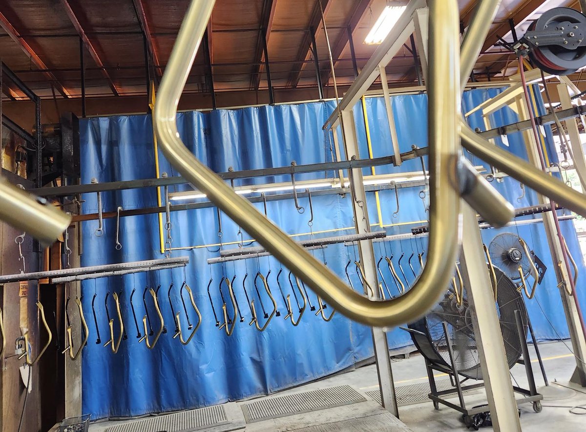 Powder_Coating's tweet image. Your application system, substrates, and product specifications all work together to inform your #conversioncoatings decisions. Here are tips to consider when choosing the right conversion coatings for your #finishingline.
powdercoatedtough.com/News/ID/5333/C…