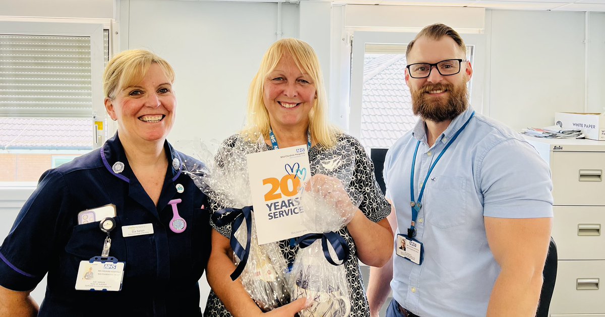 Congratulations to Karen, Divisional PA and Office Manager on achieving her 20 year long service award. You deserve a gold medal 🥇 for your contribution and for  keeping #TeamSurgery in check 💙<a href="/MidCheshireNHS/">Mid Cheshire Hospitals 🏥</a> <a href="/sue_sarson/">Sue Sarson</a>