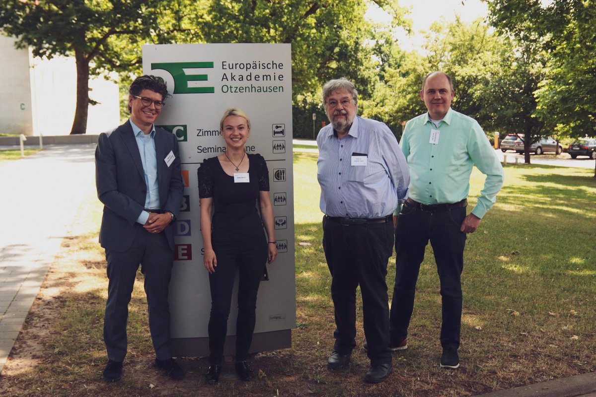 Am 20./21. Juni 2023 fand zum fünften Mal die "Große Zukunftswerkstatt" im Forschungsprojekt "Amtsgericht 4.0" und dem Nachfolgeprojekt "Amtsgericht 4.1" statt.
Vertreterinnen und Vertreter u.a. aus Justiz, Politik und Wissenschaft beleuchteten die Digitalisierung der Justiz.