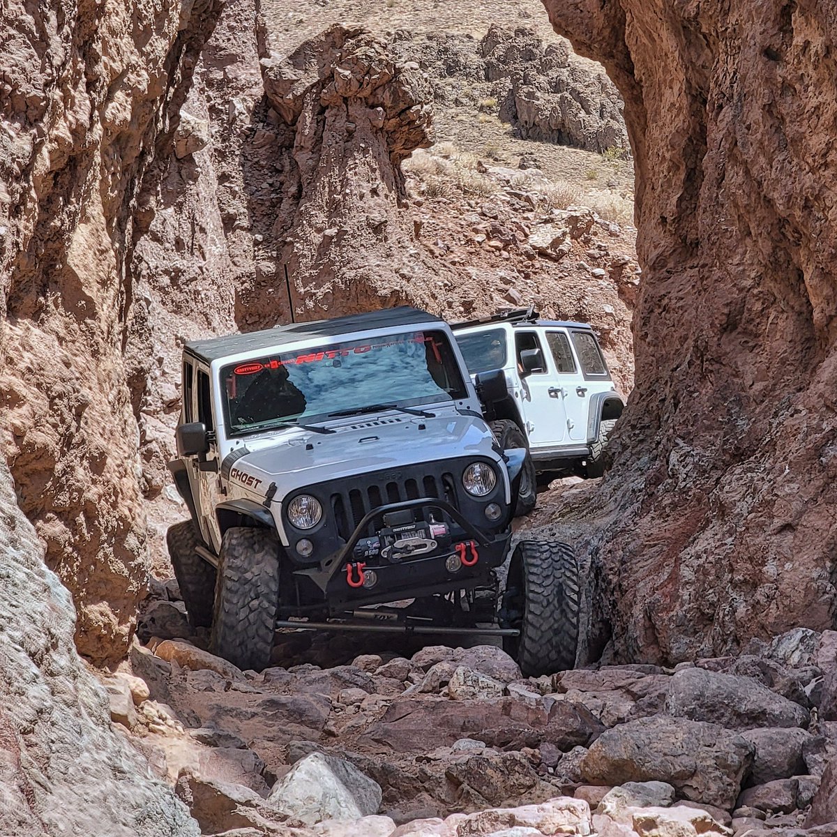 Excuse us...
Coming through...
Need to make it to Friday!

#Jeep #Jeepers #JeepWave #JeepWrangler #NittoTires #OffRoad #California

_OIIIIIIIO_
@Jeep | @THEJeepMafia | @NittoTire | @onXmaps | @7SlotSociety