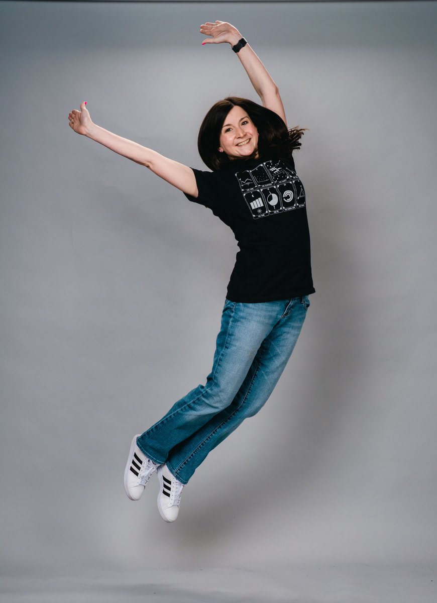 VizByMoon's tweet image. The banana.  #data23 #datafam Thanks, @atekitten!!