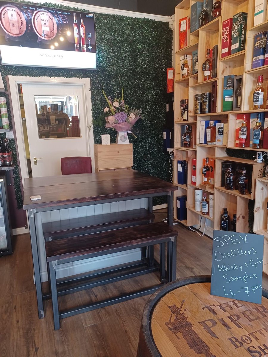piperbottleshop's tweet photo. Join us at The Piper Bottle Shop, 305 Crow Road for out first Meet The Maker sampling session  where we will be joined by Andrew Ferguson of SPEY to try some of their range of Drams and Gin!!
4-7pm this afternoon

#whisky #spey #speysidewhisky #Glasgow #gin https://t.co/2IzN1R6x5l