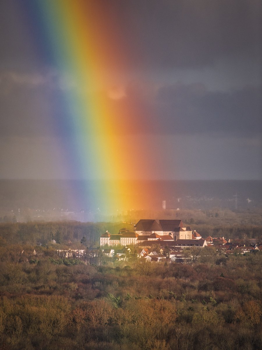 Stef2Ulm's tweet image. My favourite rainbow photograph.   #rowcase