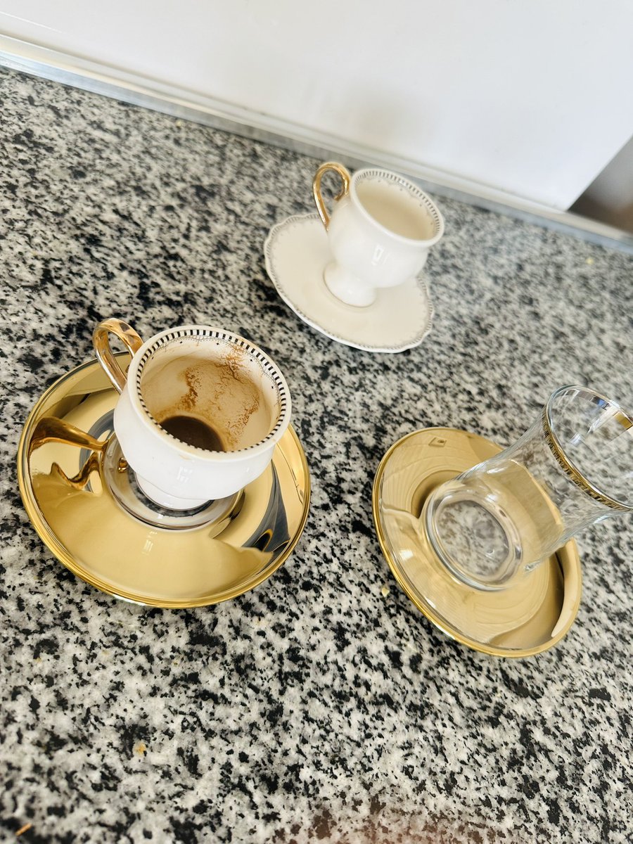 Arkadaşımın bulaşıklarım ile imtihanı:)