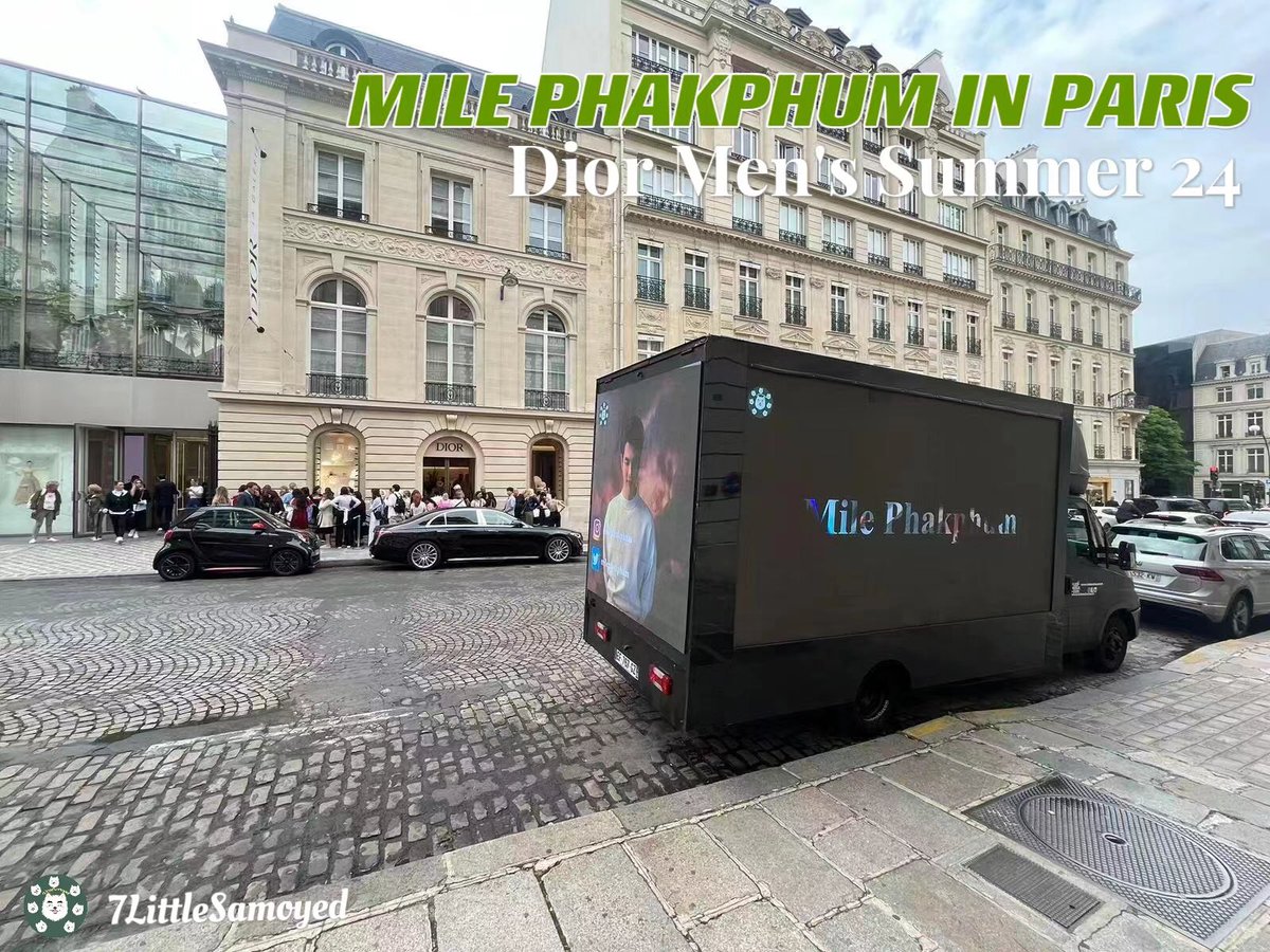 [Mile Phakphum Dior Support in Paris-Part1💚]

The 3 Screens Mobile LED is on !! ✨
Welcome to tag us if you see it 🤗

Date: 22.06.2023
Time: 14:00-21:00(Local Time)
Routine: Around Avenue Montaigne

Thank again for the love from every GreenyRose 🌹🌹

RAVI DE TE REVOIR MILE…