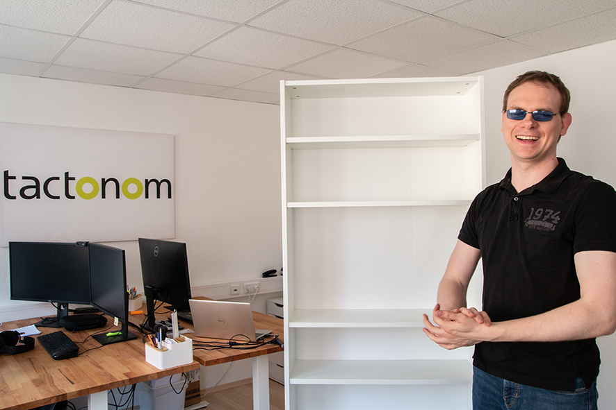 tactonom tweet media