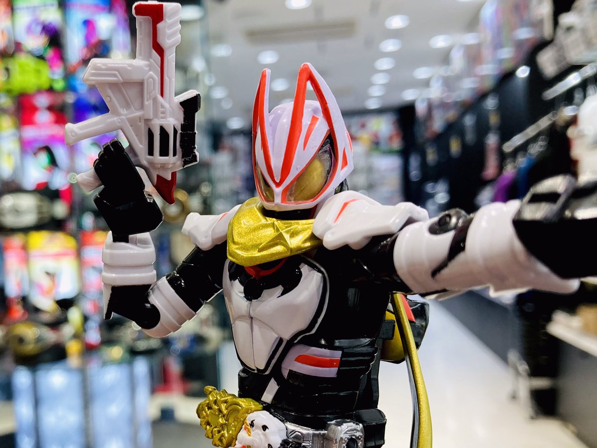 ライダーストア限定ディスプレイ台座4個 フィギュアーツマグナム