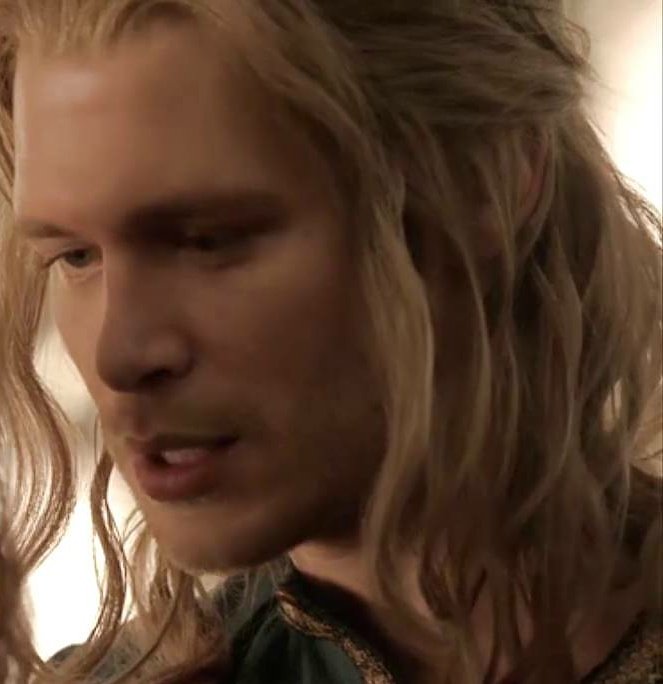 ofthemoonlight_'s tweet image. 