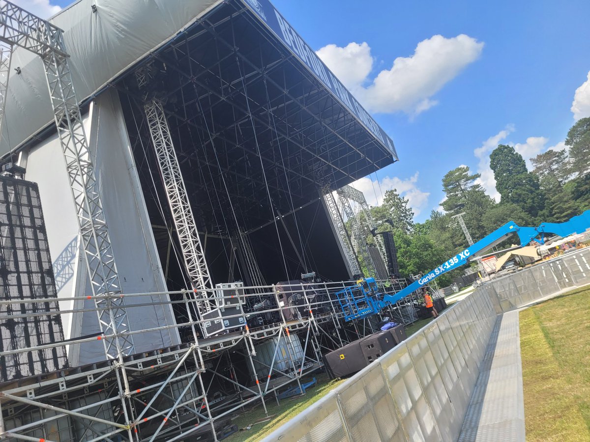 Watton Recruitment (@wattonrecruit) on Twitter photo #bedfordparkconcerts. Going to be a hot 🔥 but fab weekend. Especially when <a href="/HarpurCentre/">Harpur Centre</a> #karlito are involved. Love seeing these beauts on site #bedfordparkconcerts. Going to be a hot 🔥 but fab weekend. Especially when <a href="/HarpurCentre/">Harpur Centre</a> #karlito are involved. Love seeing these beauts on site
