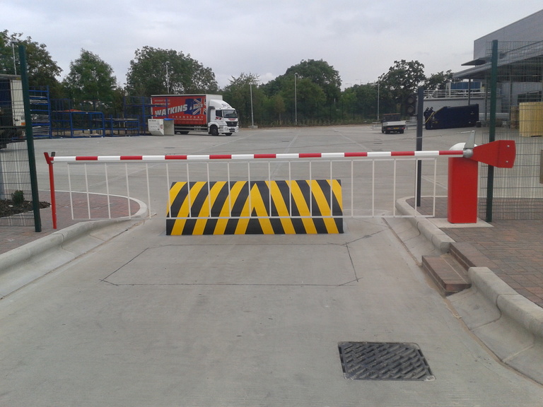 Barriers and Car Park Security.

Car Park Gates and Barriers are used in a range of industries – basically any which involve customer or staff parking facilities.  
 
At Stanair, we provide a range of car park security products.

stanair.co.uk/products/barri…