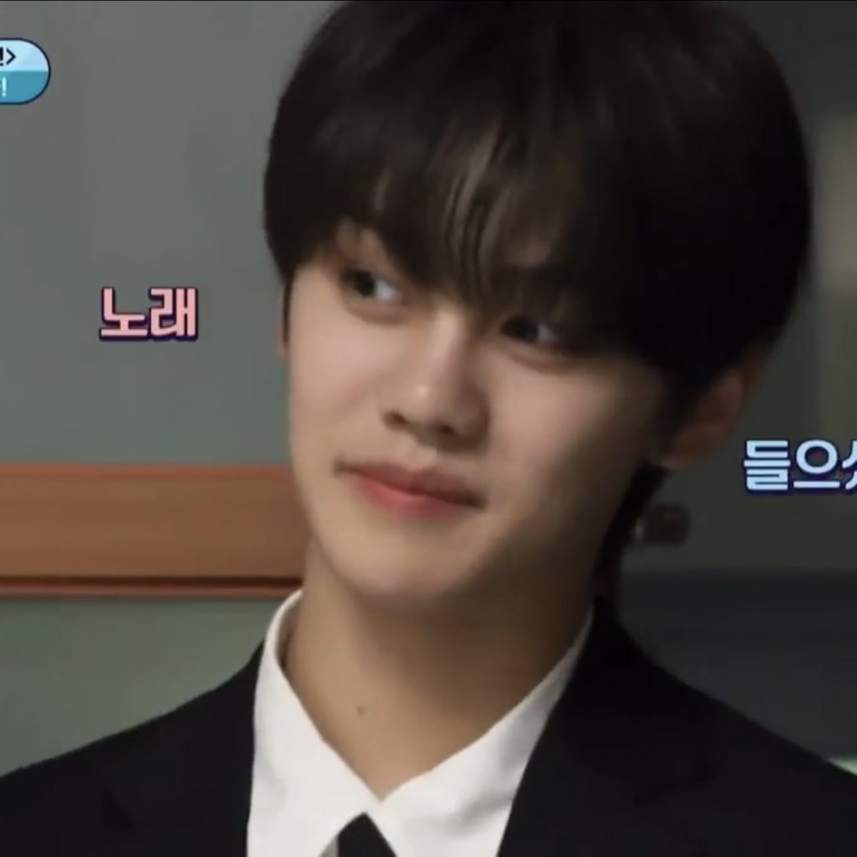 Zio. on Twitter "RT KGVFILES bread smile"