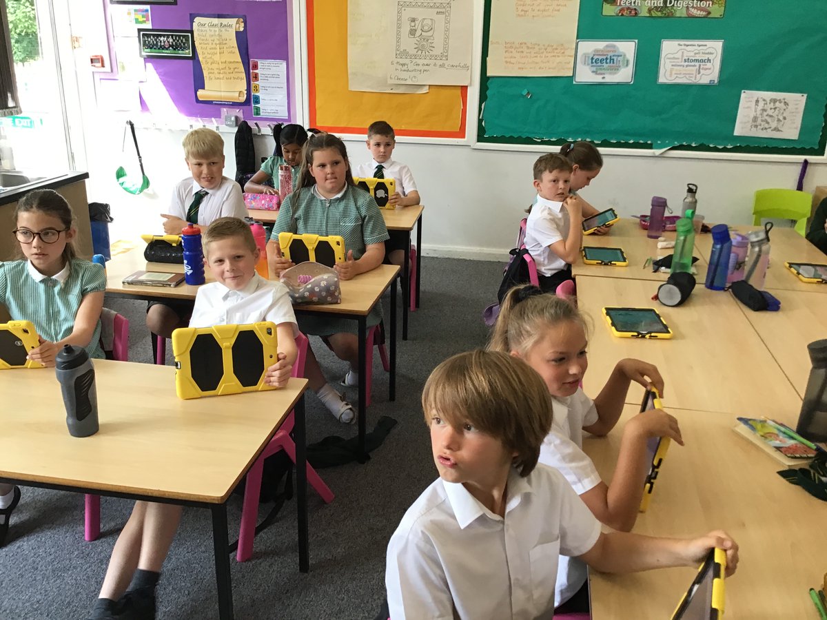 @WideyFox tweet media