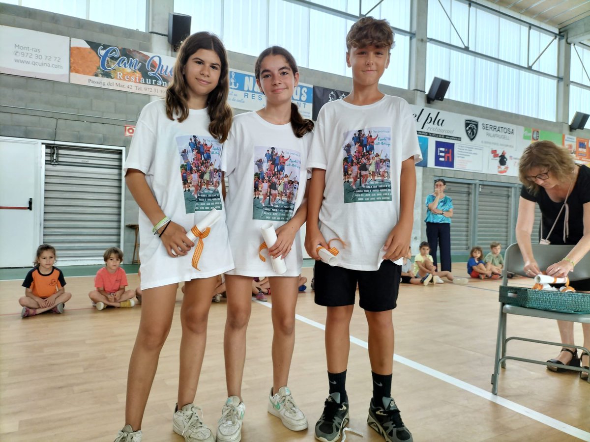 Escola Vall-llobrega tweet media