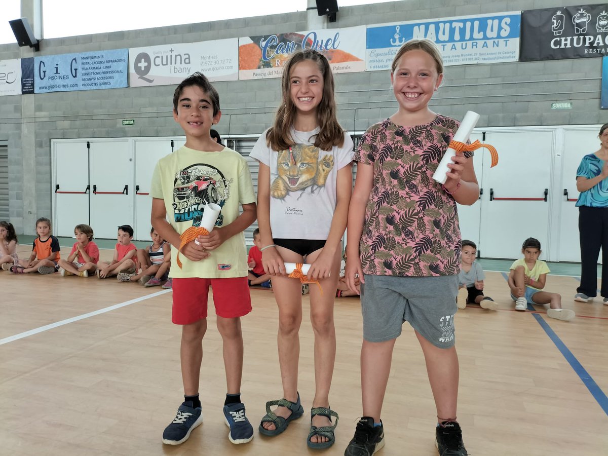 Escola Vall-llobrega tweet media