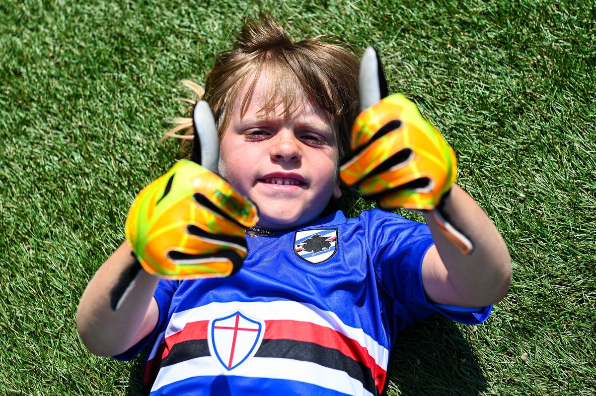 sampdoria's tweet photo. 📸 | GALLERY
#SampCamp, day 4️⃣
🔵⚪️🔴⚫️⚪️🔵 https://t.co/ZeKYuQYvYh
