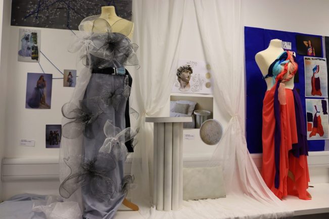 Artistic Stratford College students showcase final projects - stratfordobserver.co.uk/news/artistic-…