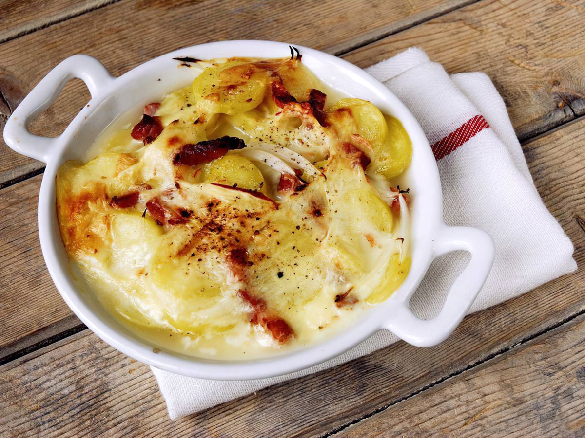RosaliMart55809's tweet photo. Embark on a culinary exploration and indulge in these enticing and non-traditional recipes #cooking #recipe #food #recipes #kitchen #outdoorcooking #masterchef #tinycooking #chickenrecipe #cookery #cook #cookingrecipes #fish #foodrecipes #burger #grilling #cookingvlog #cakestory https://t.co/wjp8fDnjWZ