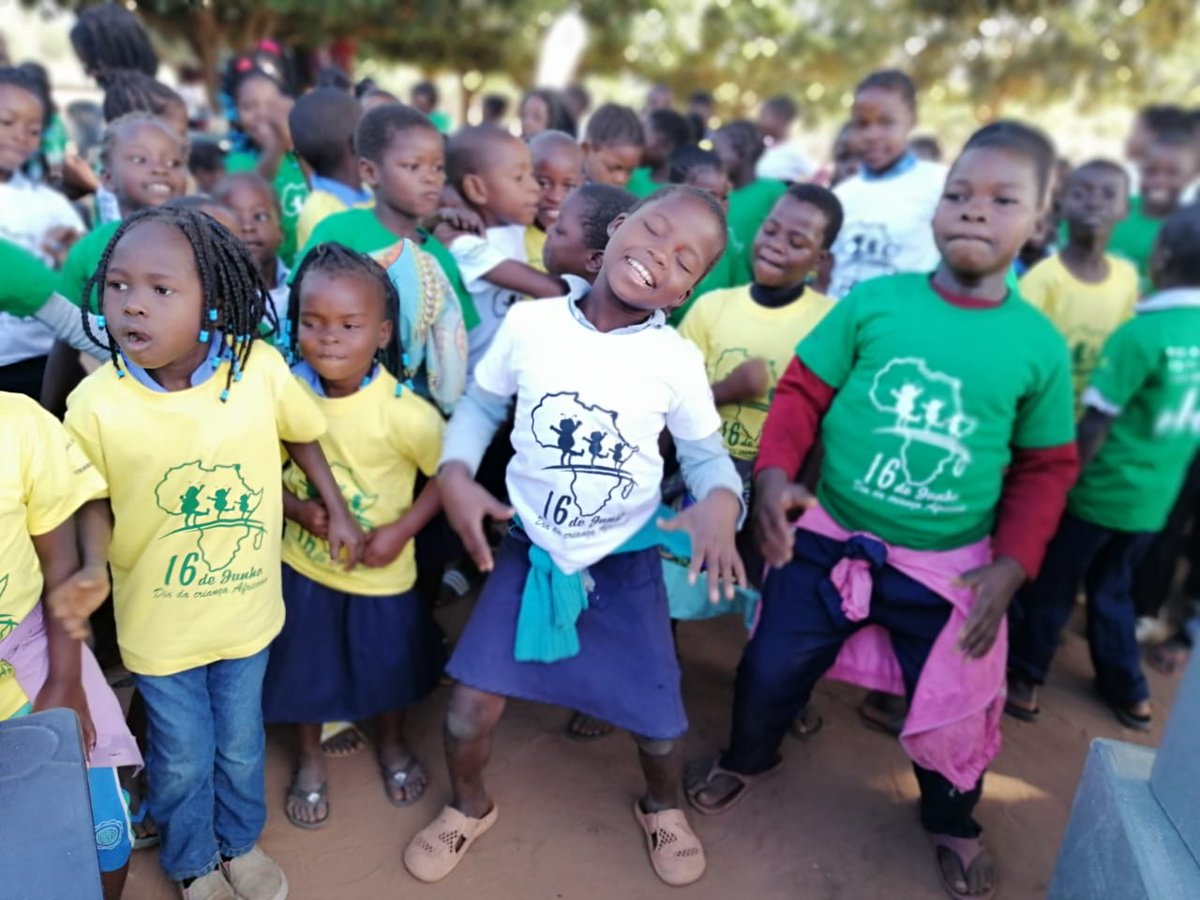 ChildFundMoz's tweet photo. PT/ENG

A dança é também uma forma de garantir o acesso das crianças ao direito a praticar o desporto.
--------------------------------
Dance is also a way of guaranteeing children's access to the right of sport. https://t.co/WsdWTUsIoX
