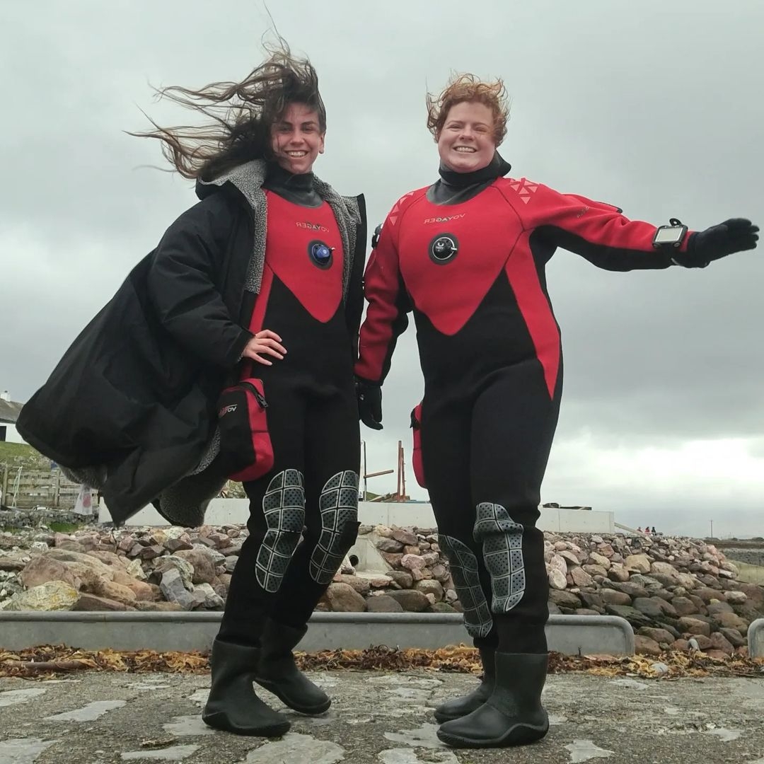 𝗦𝗨𝗣𝗘𝗥 𝗦𝗔𝗩𝗜𝗡𝗚𝗦 to be had on our Ladies Voyager Drysuit!! 🤑
ndiver.com/ladies-voyager…
📸 @aquatic_guardian_danii
.
.
.
.
.
#northerndiver #drysuit #girlsthatscuba #girslwhoscuba #scubadiving #scuba #diving #BSAC #PADI #SCOTSAC #scubalife #coldwaterdiving