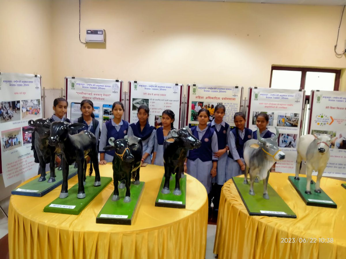 <a href="/SPSTI5/">SPSTI</a> facilitated Students of Summer School Karnal to visit at <a href="/ICAR_NDRI/">National Dairy Research Institute</a>. Exhibition Models of Cattle breeds and knowledgeable interactions with scientists enthused students towards Dairy Sector.
#SummerSchools2023
#SchoolEducationHaryana
<a href="/cmohry/">CMO Haryana</a> 
<a href="/academic_cell/">School Education HRY</a>