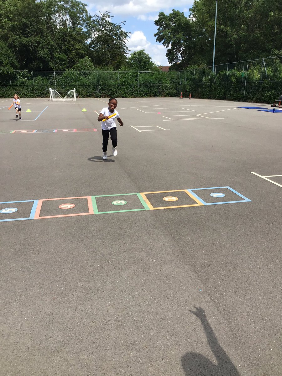 Discovery_Y2's tweet photo. Our year 2 sports team had a great afternoon at their multi sports competition. They enjoyed running a relay race together 🏃‍♀️🏃 https://t.co/wxGiRjfXni