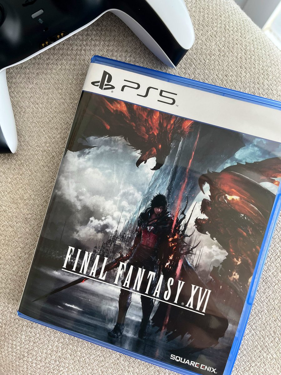 Yo prefiero este lado de la carátula, qué quieres que te diga! 🔥🔥 Qué ganas le tenía!! 🥳 #FINALFANTASYXVI #FFXVI