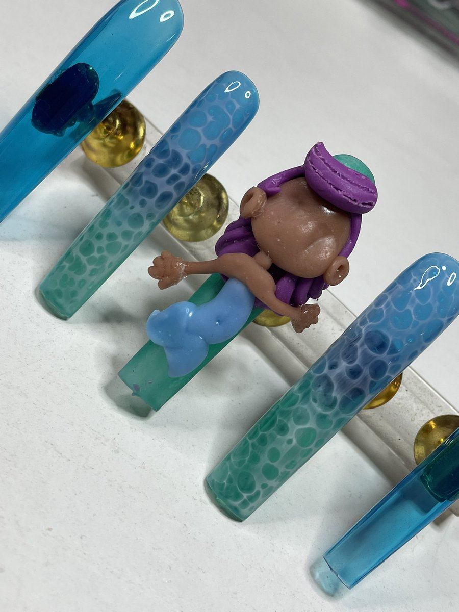 prettynailtech's tweet image. Finishing my 3D mermaid on TikTok live later! 💜🫧🧜🏽‍♀️🪼