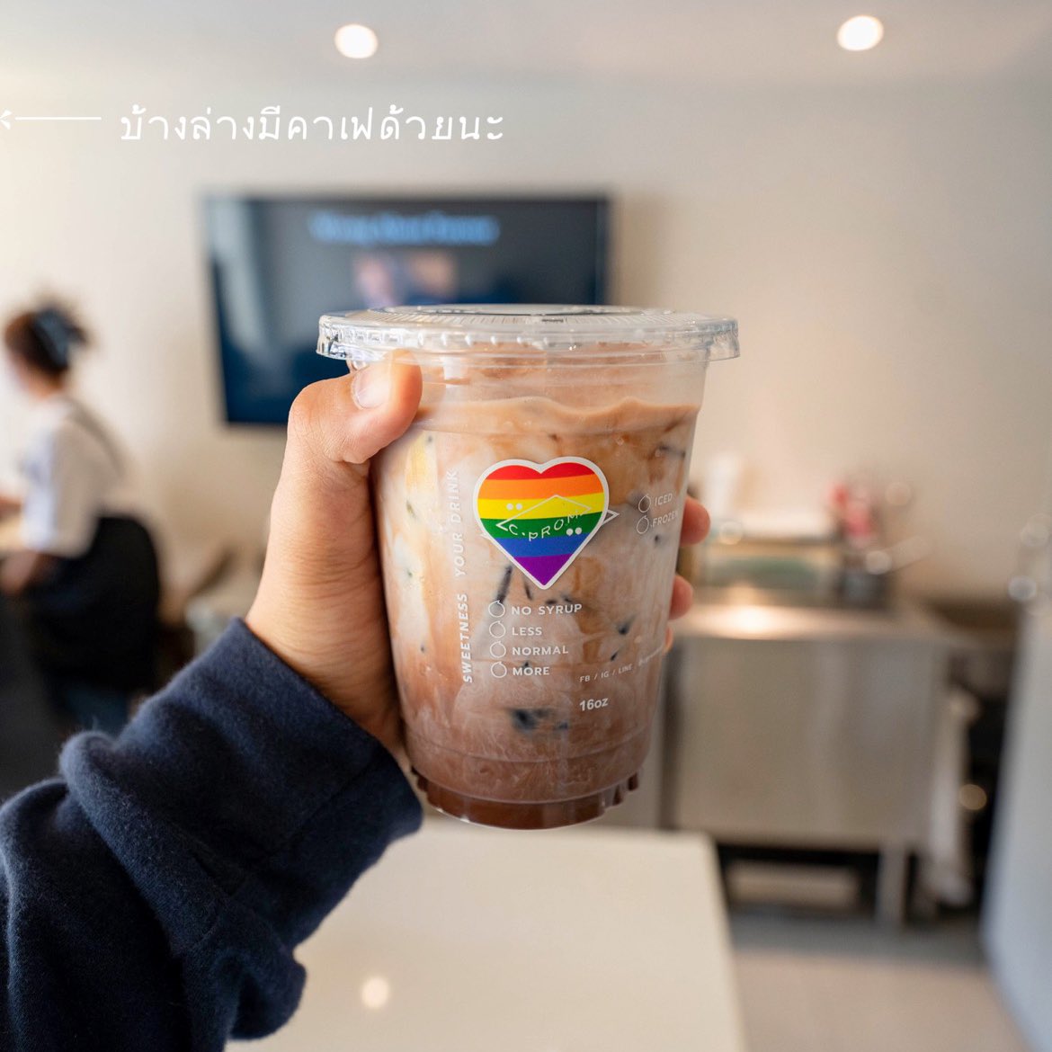 haateepak's tweet photo. ใครกำลังมองหาที่พักในกรุงเทพ แนะนำที่นี่เลย 📍Yellorooms อนุสาวรีย์ ที่พักวิวรถไฟฟ้า มองออกไปเห็นวิวสวยมาก 🥰

#ที่พักกรุงเทพ #หาที่พัก #รีวิวที่พัก #หาที่พักรีวิว #กรุงเทพ #yellorooms https://t.co/ZJopizdXBc